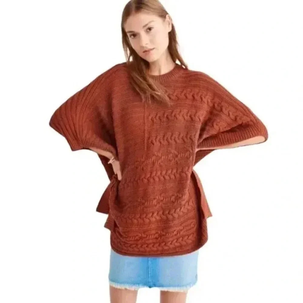 Abercrombie & Fitch Pumpkin Spice Orange Chunky  Cable Knit Poncho Sweater